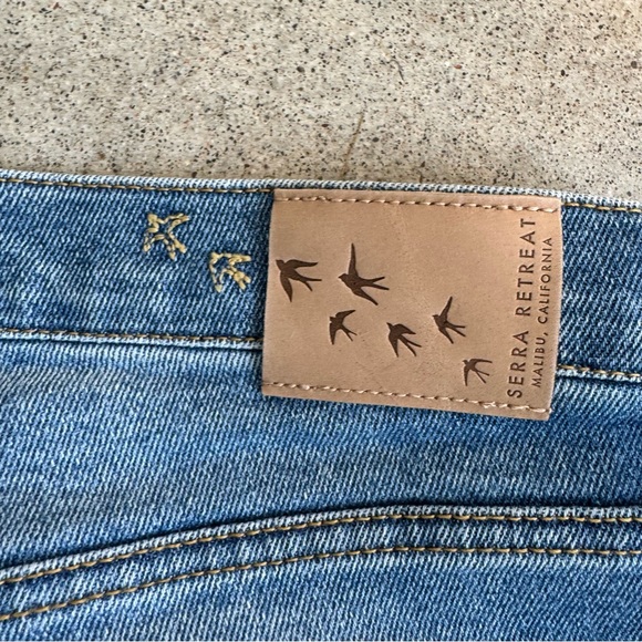 Serra Retreat Stretch Fit and Flare LONG LEGS size 4 - Picture 8 of 10